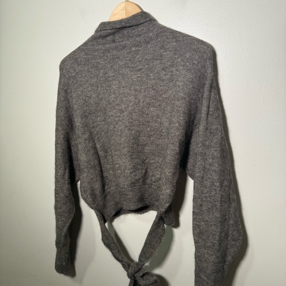 Wilfred aritzia Lorin  wool blend sweater M - Picture 4 of 6